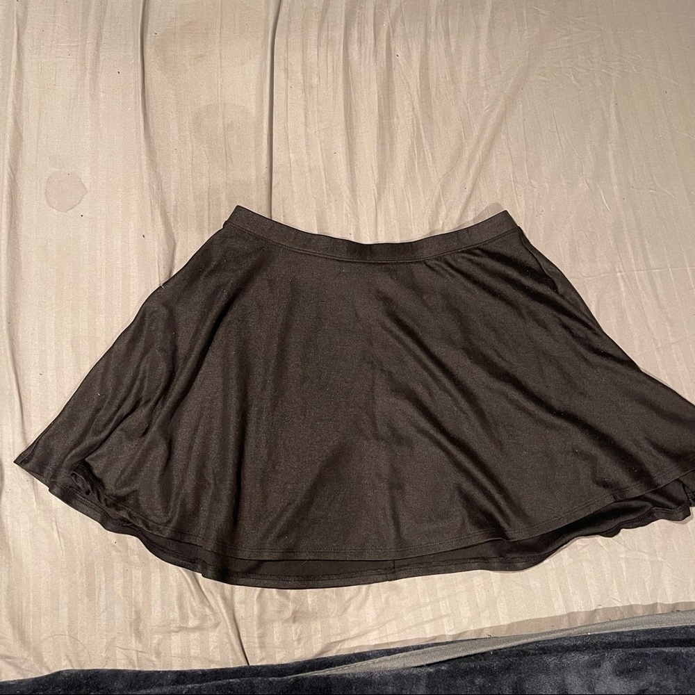 Forever 21 Black Mini Skater Skirt (large)